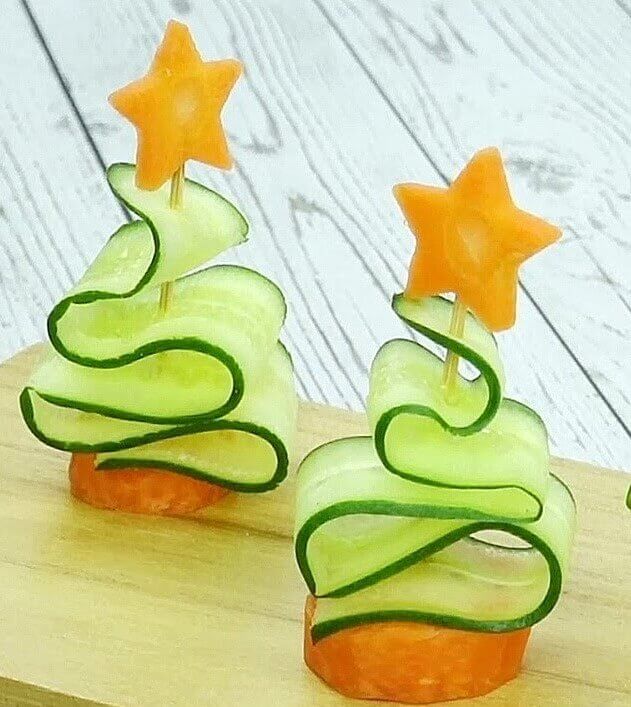 Food Decoration In The Shape Of a Christmas Tree Using Cucumbers and Carrots- Creative Ideas to Adorn Dishes for Important Occasions 