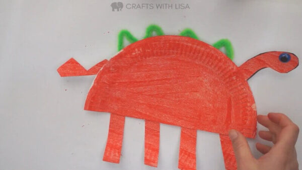 Make a Very Simple Paper Plate Dinosaur Craft For Preschoolers- Create a Dinosaur Design with Paper Plates for Children
