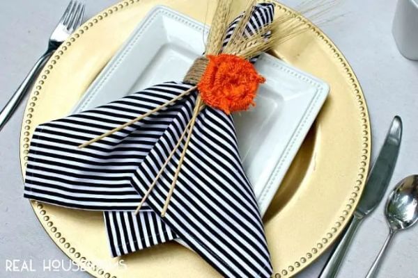 How To Make Creative Fabric Napkins