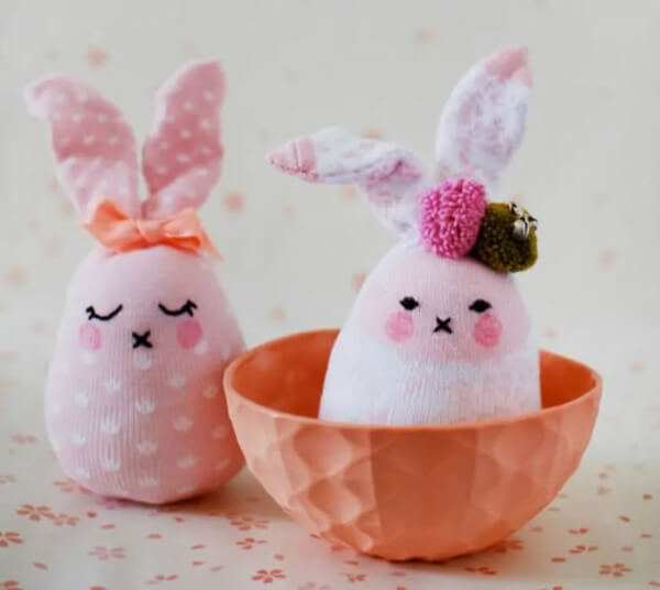 DIY Easter Bunny Softies From Socks