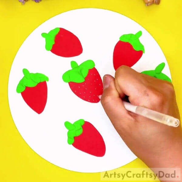 Making Crowns And Seeds Over All Strawberries-Creative paper and clay strawberry making for kids. 