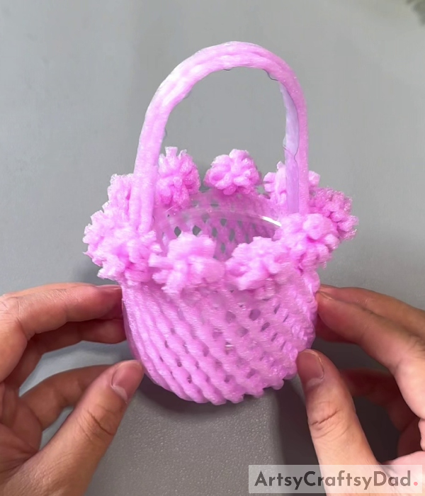 Adding Some Details- How to Make a Reusable Basket Using Foam Netting and Plastic Containers: A Guide 