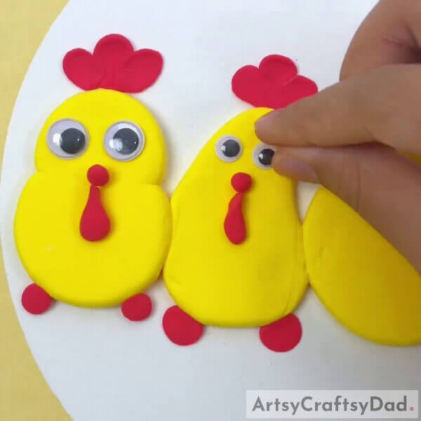 Adding Features Of The Other Hen- Forming a Nest with Hens and Eggs Using Clay and Paper: A Step-by-Step Guide