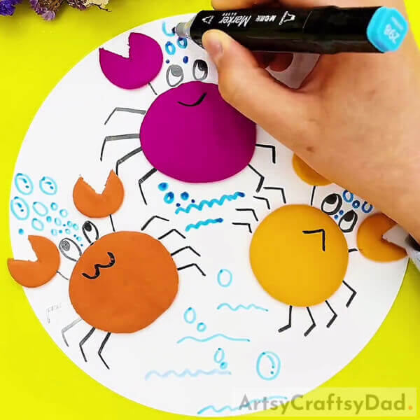 Drawing Bubbles- Forming Crabs in Clay to Create an Underwater Landscape for Little Ones 