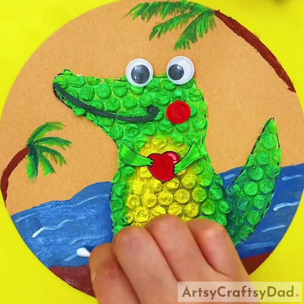 Making Small Detailings- Learn how to make a creative crocodile out of Bubble Wrap