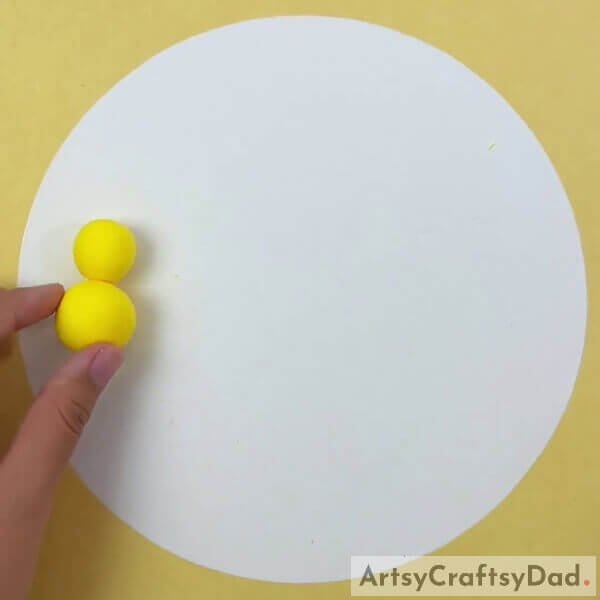 Making The Hen's Body- Crafting with Clay and Paper to Make a Nest with Hens Laying Eggs