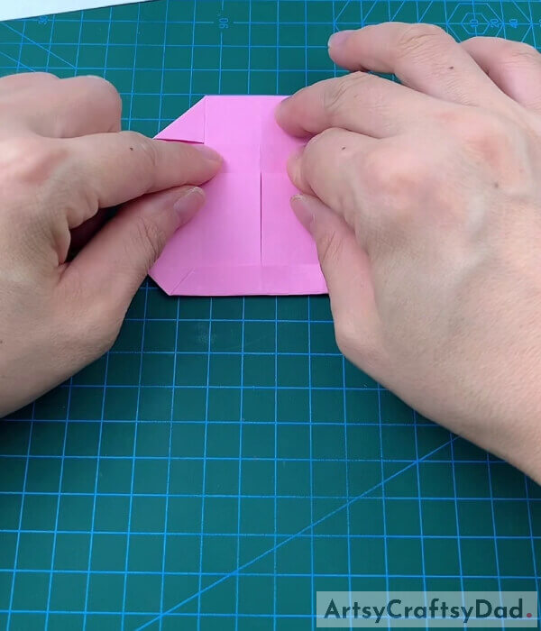 Secure the Fold - Learn to make paper bed & pillow origami with this tutorial for children