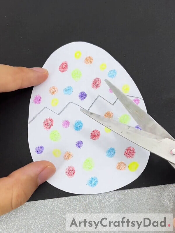 Cutting Egg On Zig Zag Line-Help Kids Make a Fun Chick Hatch Paper Craft 