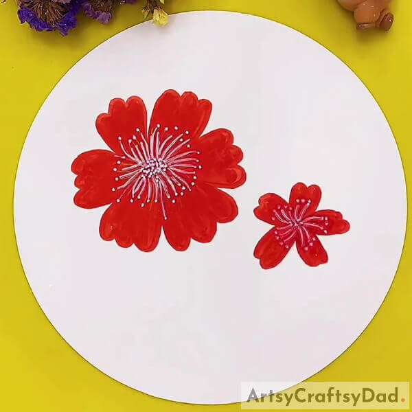 Drawing Small Red Poppy Flower- Detailed instructions for children to draw a red poppy flower