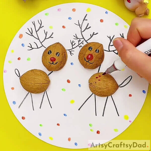 Making Another Reindeer And Texturing Them- Learn to Create a Walnut Shell Reindeer with Kids