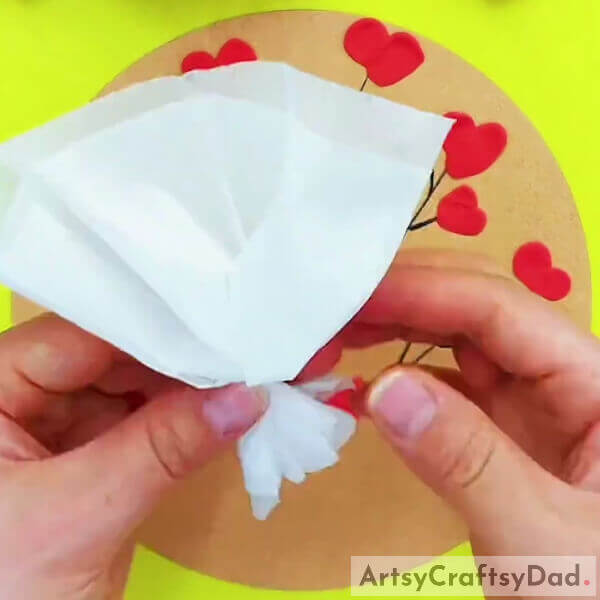 Making Bouquet Sleeve- A Clay and Tissue Craft Tutorial for a Heart Flowers Bouquet