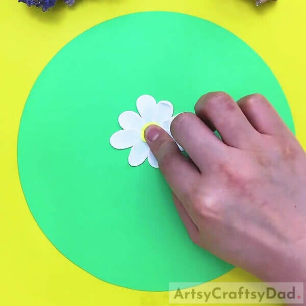 Making The Center Of The Flower-Easy White Clay Flowers Craft Tutorial For Kids