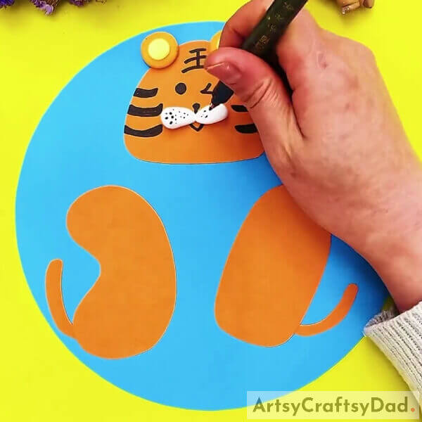 Making Whiskers Detailings Of The Tiger- Learn How to Make a Kid-Friendly Tiger Paper Sculpture
