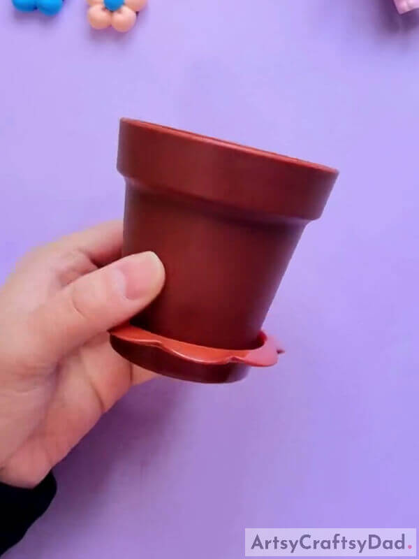 Taking A Plastic Flower Pot- Tutorial For Crafting a Model Clay Flower Vase for Children 
