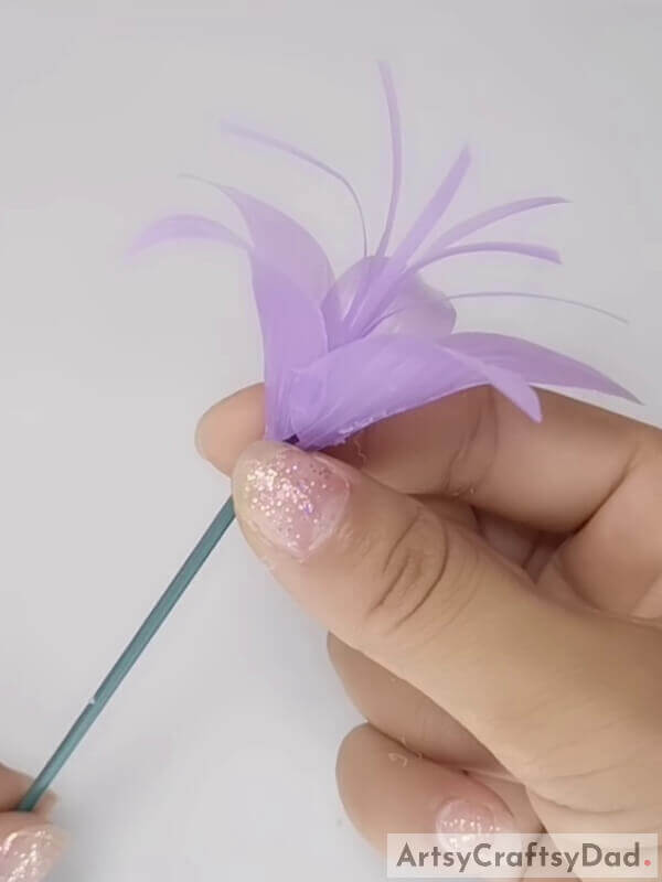 Anthers And Stem - Crafting Lily Artificial Flowers from Plastic Straws - A Guide
