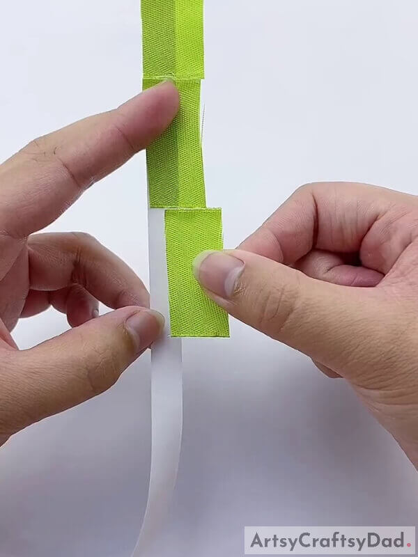 Arrange on Tape - Crafting Ribbon Blooming Flowers for Kids