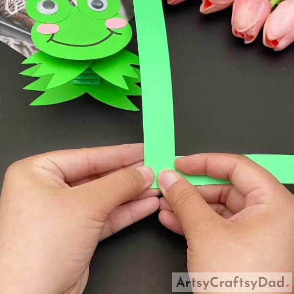 Fold It - Make a Leaping Frog Toy with this Easy Guide