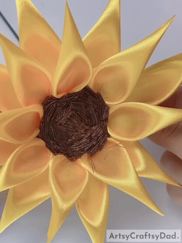 Go For The Lower Region - Sunflowers Made from Ribbons–A Tutorial for Kids 