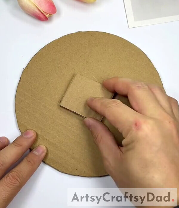 Paste - Step-By-Step Instructions for Kids to Construct a Cardboard Alarm Clock Model 