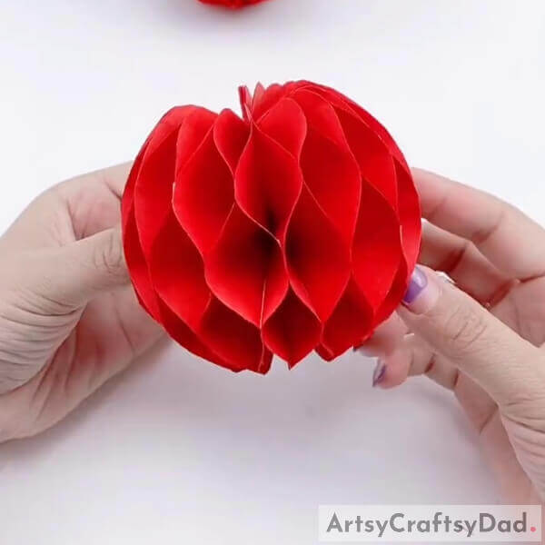 Stretch and Paste - Crafting An Apple With Paper - A Tutorial For Little Ones
