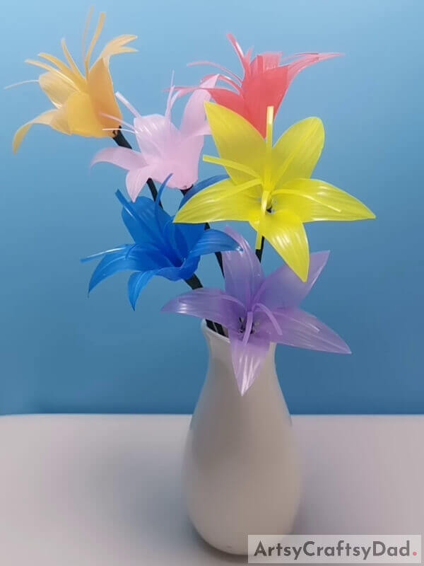 Lily Artificial Flowers: Plastic Straw Craft Tutorial - Making a plastic straw craft with Lily Artificial Flowers