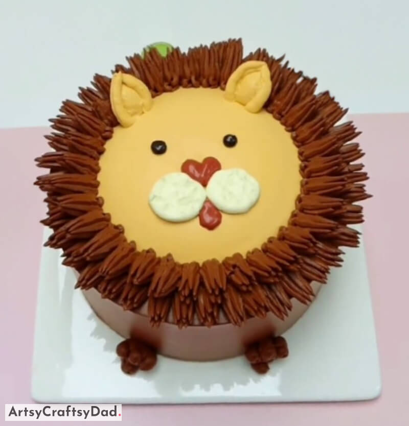 Amazing Lion Face Cake Decoration Idea For Animal Theme Celebration - Ideas For Animal Inspired Cake Toppings For Children's Birthdays