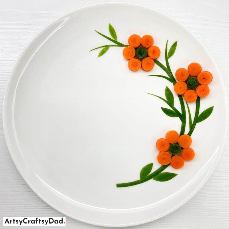 Carrot Flower - Plate Decoration Idea - Artistic Decor Options for Semi-Circular Patterns on Circular Plates