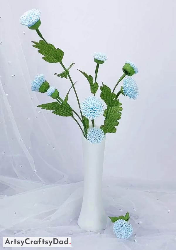 Creative Chrysanthemum Flower Decoration Craft Idea Using Mask - Magnificent Glass Flower Vase Crafts For Home Decor 