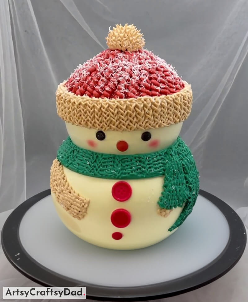 Creative Snowman Cake Decoration for Christmas - Decorating Your Christmas Cake to Enhance Your Holiday Celebrations 