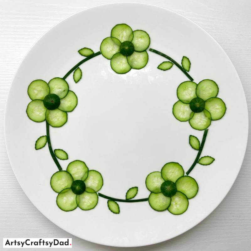 Cucumber Flower and Leaves for Plate Decoration - Crafting a Round Platter Edge with Fruits and Vegetables!