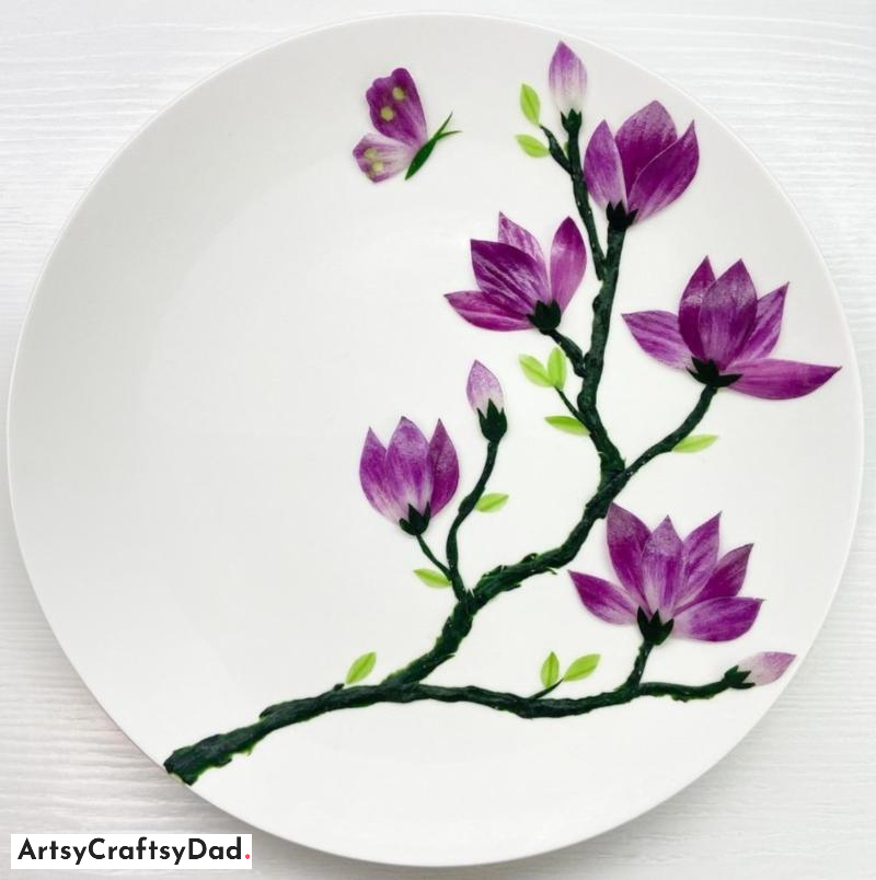 Flower Branch and Butterfly Plate Decoration Using Onion - Making a flowery, branchy and butterfly plate embellishment with onion