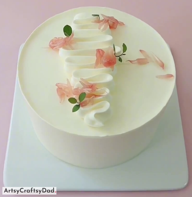 Four Pond Fruit Cake Decoration With Minimalist Style - Original Cake Decorating & Adorning Plans 