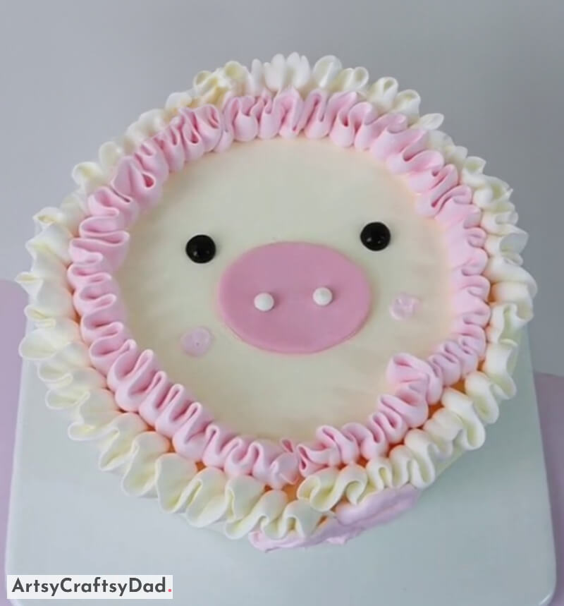 Funny White and Pink Pig Face Cake Decoration Idea - Creative Animal Themed Cake Decorating Ideas For Little Ones