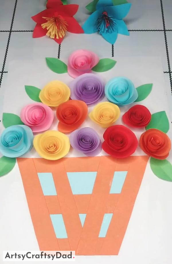 Gorgeous Spiral Paper Flower Craft Idea For Decoration - Crafting with paper that is imaginative for kids 