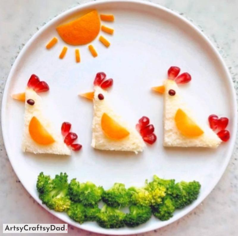 Healthy Hen Snack Decoration Idea For Breakfast - An idea for a nutritious breakfast featuring a chicken snack decoration