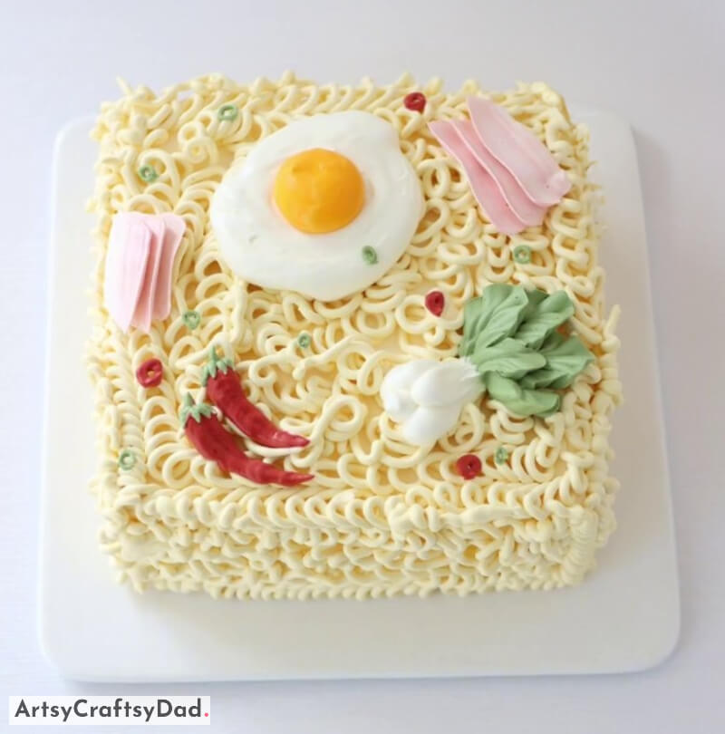Incredible Ramen Noodles Cake Decoration With Poached Egg, Meat, Red Chili & Radish - Inventive Cake Art & Ornamentation Suggestions 
