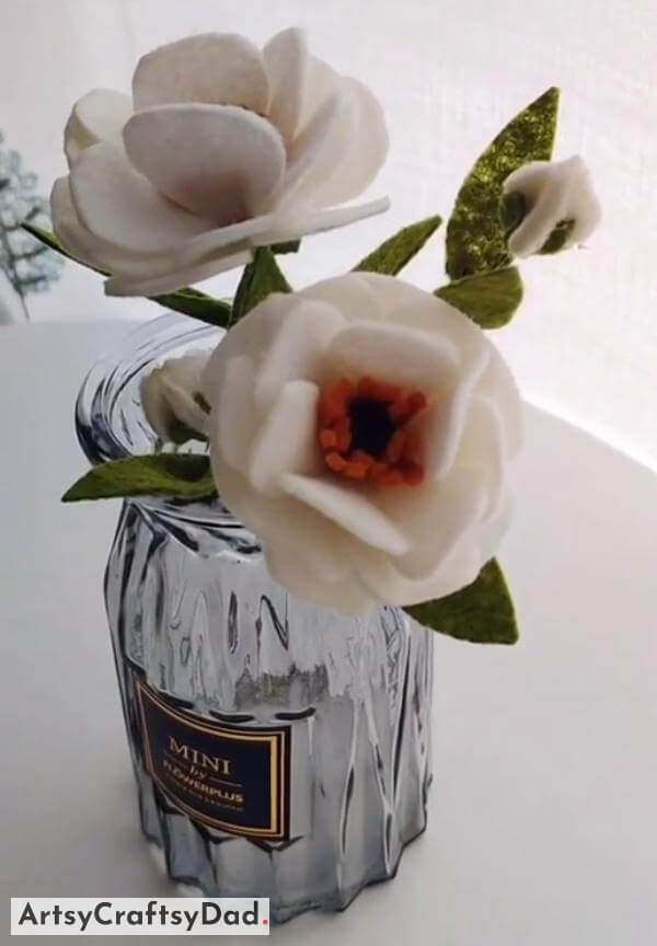 Marvelous Crepe Paper Magnolias Flower Craft Idea for Home Decor - Alluring Glass Flower Vase Works Of Art For Home Decoration 
