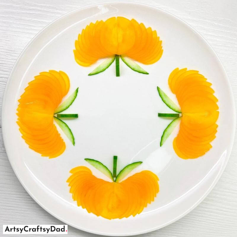 Mini Mandarin Flower to Decorate Your Food Plate - Constructing a Round Platter Edge Utilizing Fruits and Veggies!
