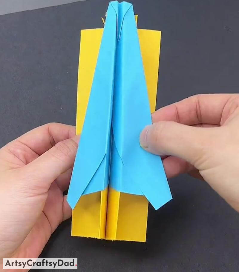 Paper Airplane Toy Craft for Kids to Play - Enjoyable Art Projects For Children 