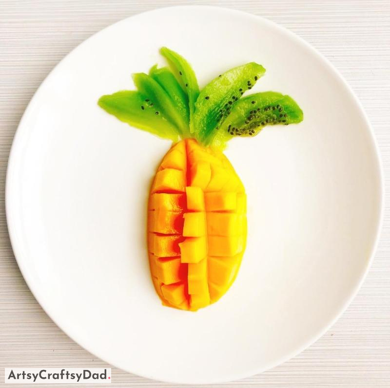 Pineapple Design Food Plating Decoration Idea Using Mango and Kiwi - Mealtime Fun Ideas for Kids 