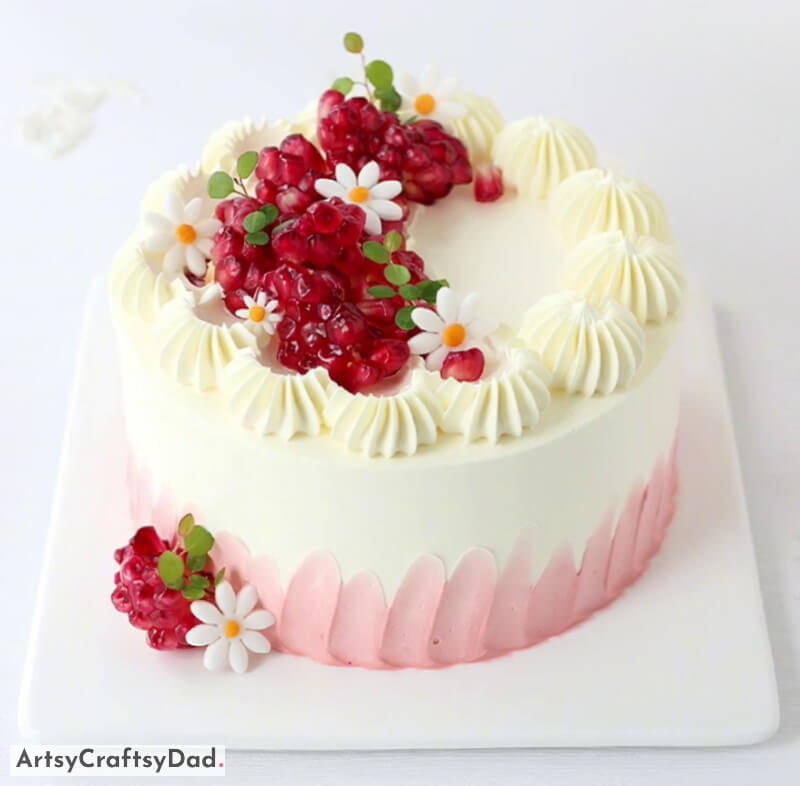 Pomegranate Topper and Frosting Flower - Cake Decoration - Unique Fruit Cake Decorating Concepts