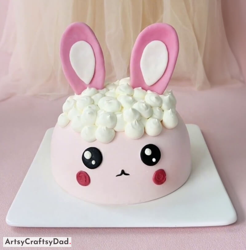 Pretty Rabbit Face Cake Decoration Idea For Kid's Birthday - Animal Cake Decoration Ideas For Kids' Birthdays