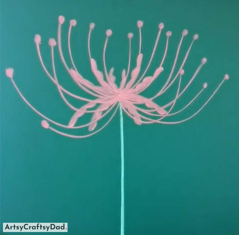 Red Flower Higanbana - Chalk Drawing Idea For Kids - Drawing an eye-catching and vibrant design using chalk on the board