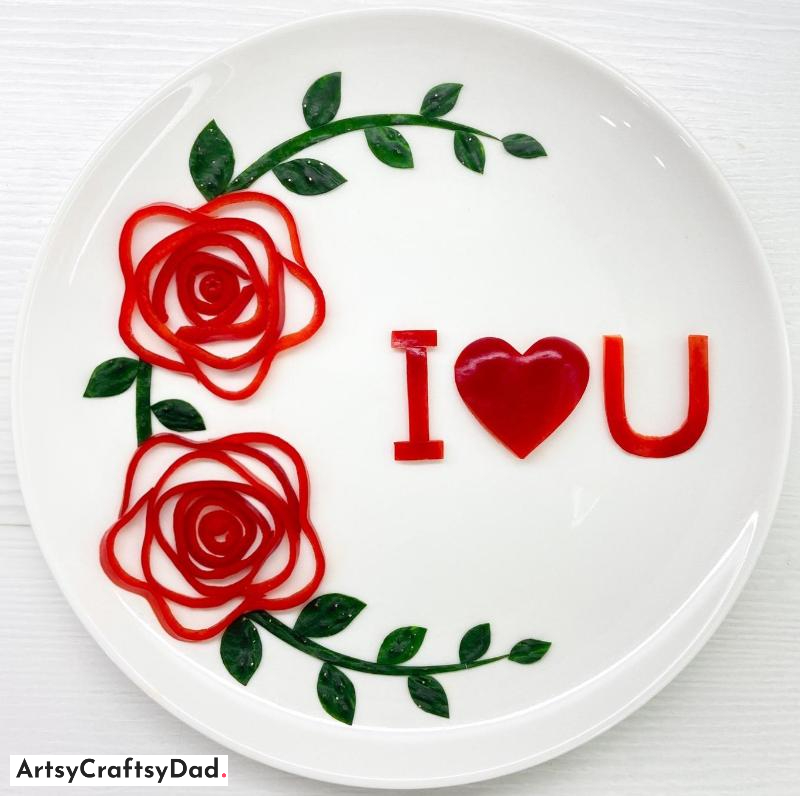 Red Rose Plate Decoration Idea On Valentine's Themed - Red Rose Table Setting Concept for Valentine's Day