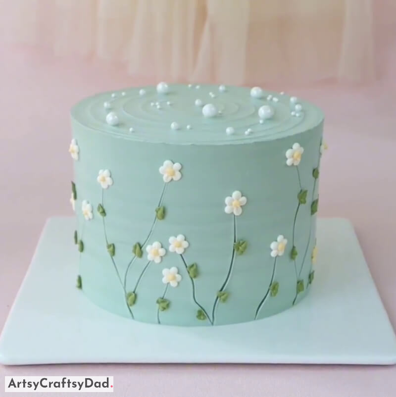 Simple & Incredible Cake Decoration With White Flowers and Pearl - Magnificent Flower Cake Inspiration 