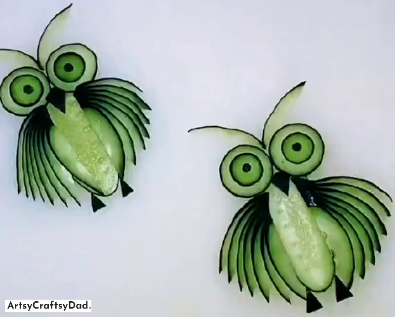 Vegetable Owl Food Decoration Idea Using Cucumber Carving - Eye-catching fruit plate decorating art concept