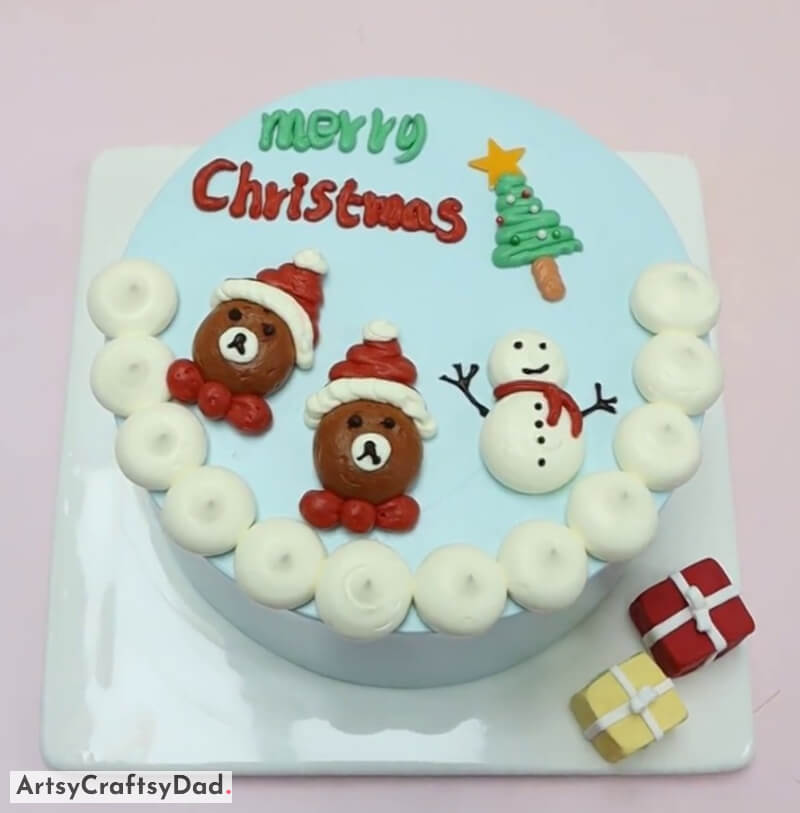 Yummy Merry Christmas Theme Cake Decoration Idea For Kids - Impressive Christmas Cake Ideas with Tree and Snowman Topper