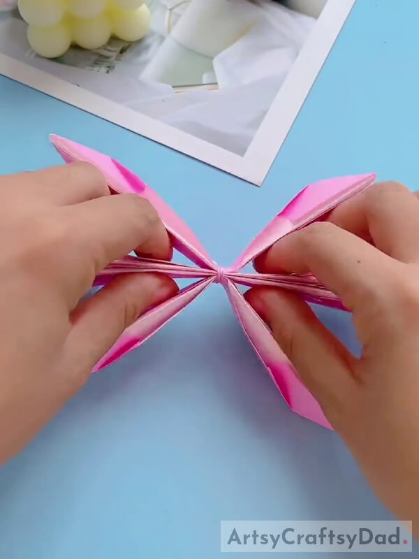 Separating Papers After Knotting Thread