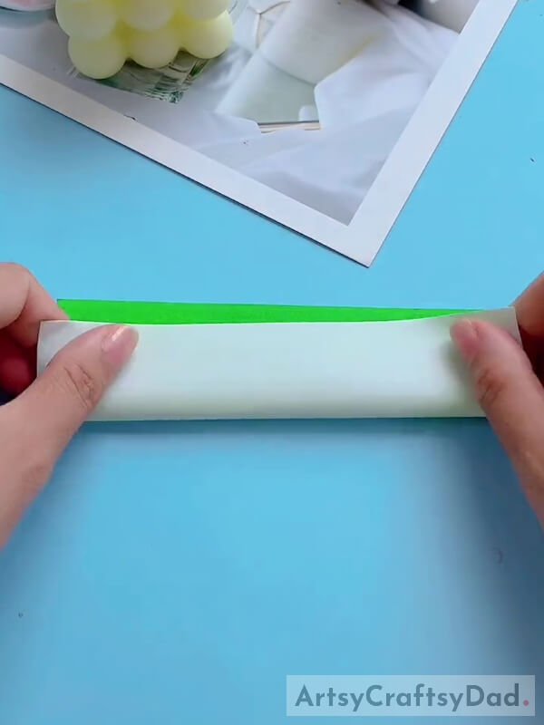 Folding Green Color Paper