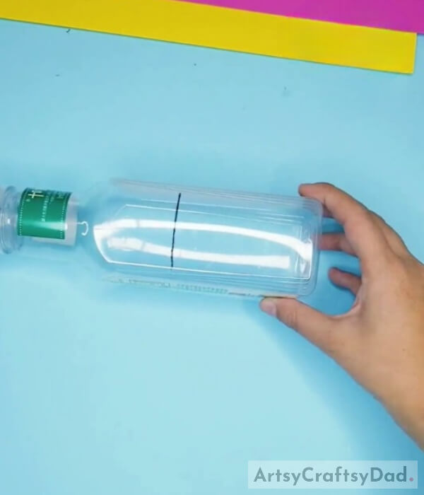 Drawing a Line on the Center of a Plastic Bottle